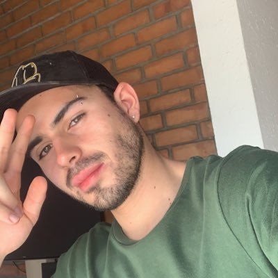 simon_vanegas02's profile picture. just a regular everyday normal mfkr