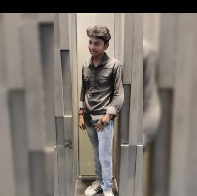UtsavMaurya07's profile picture. 🤗 with the  new day comes new
 
Strength and new thought☺️

Pubg I'd :-5420853558