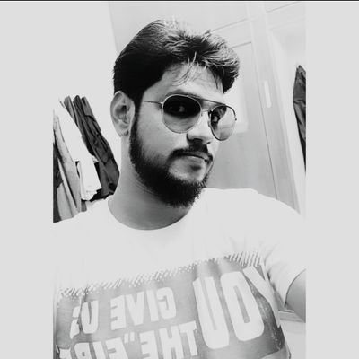 Computer Science Engineer 😎
Foodie 🍥 l F.R.I.E.N.D.S 😘
Music Addict ❤ l wanderlust 👣