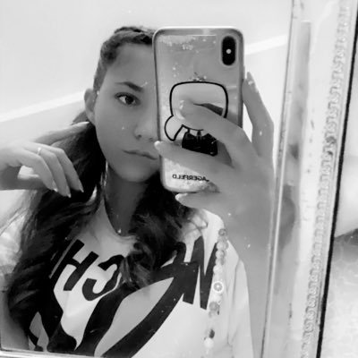 beatricec96_'s profile picture. 🇮🇹🌸🇰🇷💕💍🐱