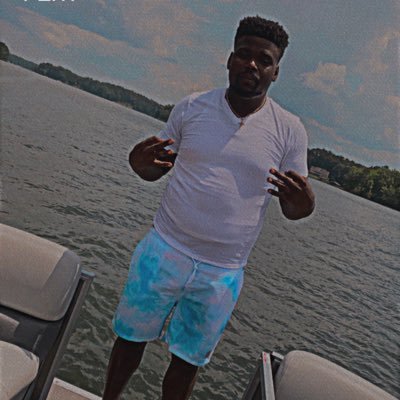 ☝🏾OF A KIND #BreezeWayBoyz Louisiana Native #OWNLANEGANG ⚠️3TenDaWave Ig @BreezeWayRone @ThatDamnLouisianaBoy Louisiana ✈️Florida ✈️Atlanta ♊️💯 ‼️FOLLOW BAC‼️