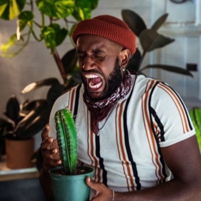 kinglangbang's profile picture. LΔNGBΔNG is an energy source in which all things come raw and unfiltered. I ramble at random times and I retweet things that I partially agree with. Love me