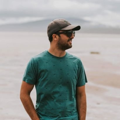 sharksforarms's profile picture. 🦀