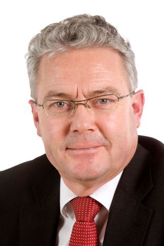 directeur Novamente BV Consultancy & Interim management, interim wethouder gemeente Beemster, adviseur provinciale belastingen NH(a.i.), adviseur/trainer NARIS