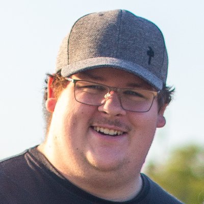 Born to shit - Forced to wipe. - Graphics designer - Portfolio - https://t.co/3ZkjPdk1h0