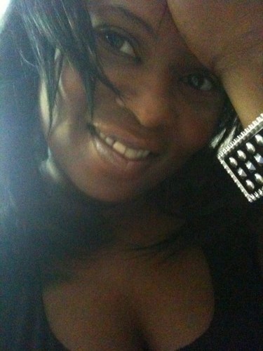 skoorbnibor's profile picture. shhh...Robin Brooks listen collection. Listen to the words in my heart. Listen to the words deep within only to find release.   Listen....