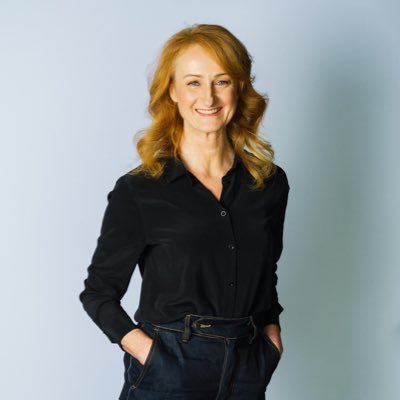 becjbarr's profile picture. 