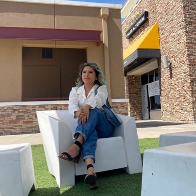 _arisbeth_'s profile picture. 