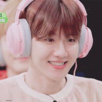 stream Don't fight the feeling (@byuninzalihyun) 's Twitter Profile