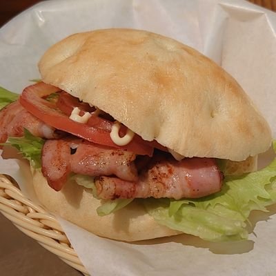 花 على تويتر 根が真面目なことも相まってツッコミに回りがち 周囲にボケしか居らず疲れてツッコミ を放棄することもある 15歳前後で親元を離れて一人暮らしを始めたので家事はできる よく宅飲み会場になるので料理も上達してしまった 時短飯 おつまみどんとこい 花 على تويتر 根が真面目なことも相まってツッコミに回りがち 周囲にボケしか居らず疲れてツッコミ を放棄することもある 15歳前後で親元を離れて一人暮らしを始めたので家事はできる よく宅飲み会場になるので料理も上達してしまった 時短飯 おつまみどんとこい