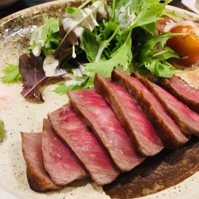 nikunikuniku39's profile picture. ツイッターは主にダウンタウンと福岡SoftBankhawks⚾️とTEAM NACS情報と安田国民として国王の情報を見る為にやってます。