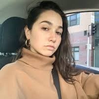 Lisa90872766's profile picture. Straight
