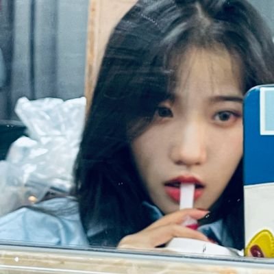 zygbyu's profile picture. she/her 25

张语格 * 罗寒月