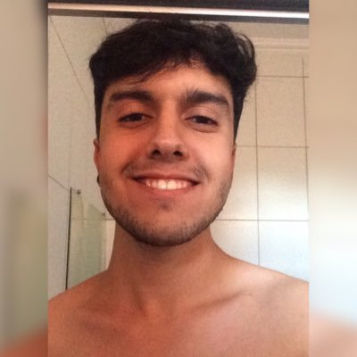 Gustavo🤠 on Twitter: "Independente de causar histeria, crises de