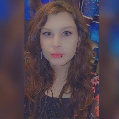 27Galaxy_Girl's profile picture. Sometimes you will never know the value of a moment, until it becomes a memory. •CPhT💊 •Immunizer💉 •Artist🎨 •Mother👩‍👦 •Cosplayer🥻 •Gamer🎮 •Reader📚