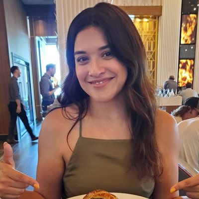 nancyybel's profile picture. Here for news, crypto, and memes 🤷🏻‍♀️