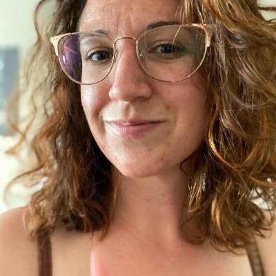 elsmithvt's profile picture. I'm trying guys.