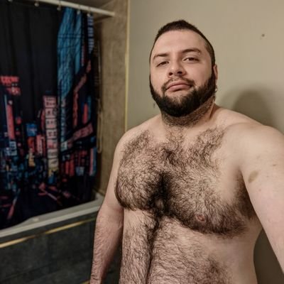 I'm like a hairy couch potato 🥔. I like videogames 🎮, cats 🐈, drawing, taking pics, 420 🌿(specially edibles), living with no expectations, etc, etc.