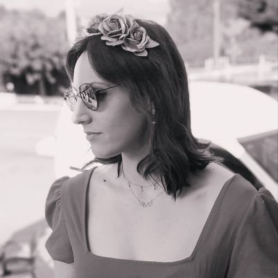 AlbitaPrez's profile picture. Periodista, fotógrafa y CM | He comunicado en @vozvigo, @telva, @coches y @torresycarrera | #IPRAGWA2020 por @komoda_docu | A la captura de nuevos retos🕵🏻‍♀️