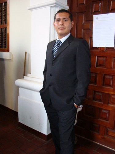 Licenciado en Educación Secundaria con Mención en Lengua y Literatura