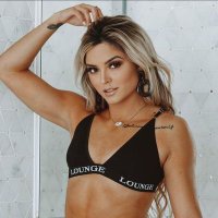 Hot girl Winter | Not @Taymelo (@unleashedmuneca) 's Twitter Profile
