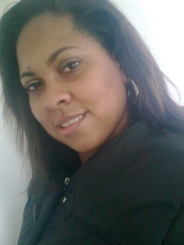 # Não corra atrás de quem você acha que ama. a vida traz quem você merece :)