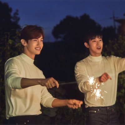 nadesiko2525's profile picture. 東方神起好きです💜コロナ収まったらライブ行きたい…早く活動いっぱいみたいなぁと思っています。
よろしくお願いします
