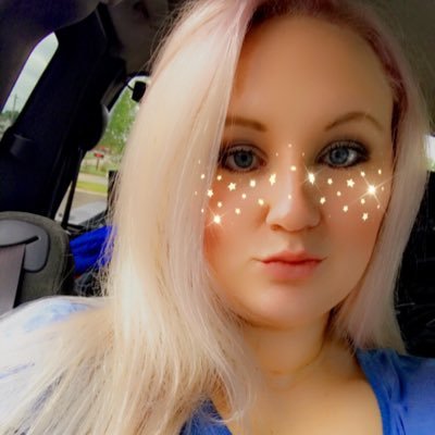 Living day to day to my fullest. Mudding, hiking, anything outdoors are my favorite things to do. 😇Baislee Grace Ragan 💕