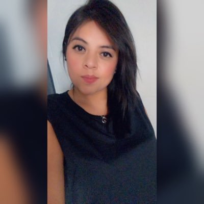 Informática que juega a ser BRM 👩🏻💻, rockera 👩🏻🎤, cocinera 👩🏻🍳, just a little geek 🤓, overthinker 🤯. Made in México 🇲🇽
