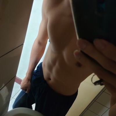 bamk_lu's profile picture. 健身交友不限
ig：bamk1992