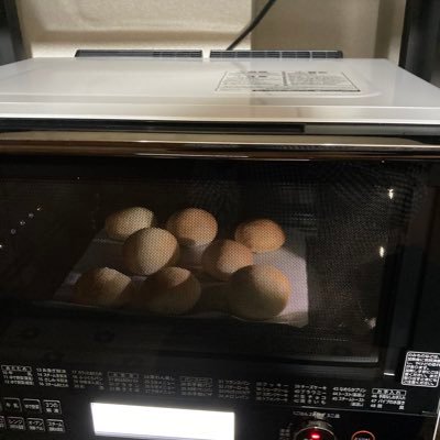ゲームの特典と、読む専用のアカウントでしたが、たまには呟くようにしようと思いプロフィールも書いてみました。専門用語やルールなどわからないことが多いですがよろしくお願いします。