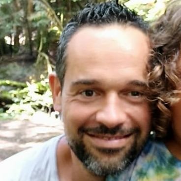 DamiaMartin1980's profile picture. Padre. Ecologista. Evangelista de las motos eléctricas. Experto en movilidad sostenible. Luchando por un mundo más justo y perdurable. Solo opiniones personales