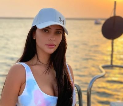 SophiaB43833110's profile picture. I love reading novels