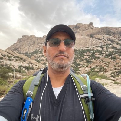 علي بن منديل السعدي المالكي متقاعد من الخدمات الطبيه للقوات المسلحه ،فني عظام واطراف صناعيه،امارس رياضة المشي ، والهايكنق