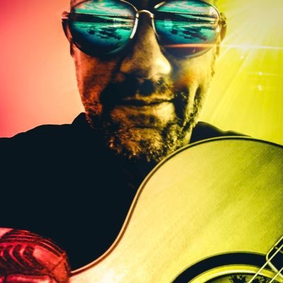 Songwriter, Journalist & Sobriety Enthusiast, Smart Ass Pantheist🌏🍄☮️ #sober #russellstreetreport