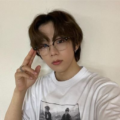 PE4CHBUNS's profile picture. @NCTsmtown : found my second home in them