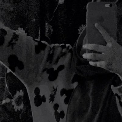 waifu_yurii's profile picture. ssshhhh~