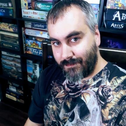 Video game and Board game enthusiast!! Lover of nerd stuff and father of 2 amazing kiddos! Here to have fun and to stay awesome =)