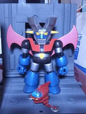 ガンプラ沼にはまり中。プラモ、フィギュア等々色塗りだいすき。楽しい事も好き。Twitter初心者です。よろしくお願いいたします。