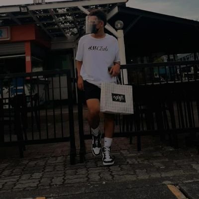 baron_rayosa's profile picture. If you want to fly give up, up everything that weighs you down