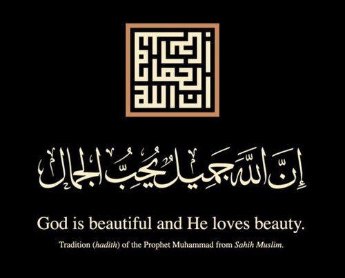 I'm a Vietnamese - Canadian Muslim who is upon the Minhaaj of Salaaf-us-Saalih / Al-Sunnah...