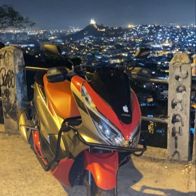 Crvg_2dsouza's profile picture. 