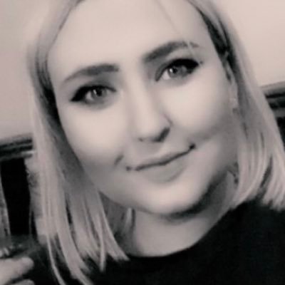 beccainwondrlnd's profile picture. • 24 • MMUC Childhood and Family Studies combined with Education Studies graduate • Bookworm • Disney •