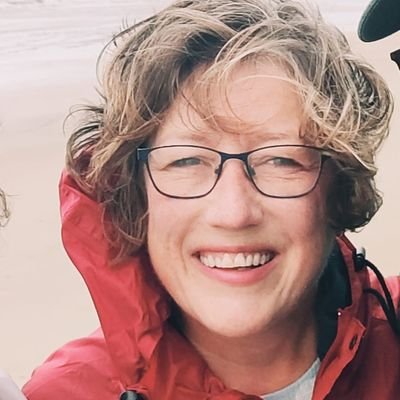 Retired communications professional. Passionate about family, work and fun. Views all my own.
