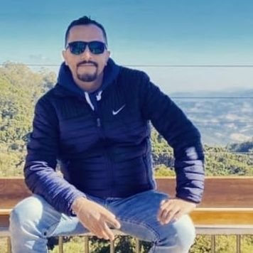 RafaelL12352749's profile picture. 