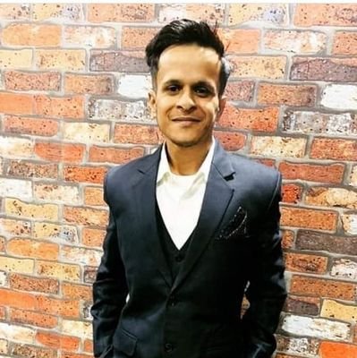 जपो निरंतर एक ज़बान
हिन्दू, हिंदी, हिंदुस्तान!
- प्रताप नारायण मिश्र