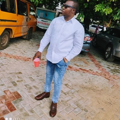 Goofy|Fun|Manchester United ❤️
Civil Engineer, everything sales 😊
Dm always open
08065107661 for calls and texts.