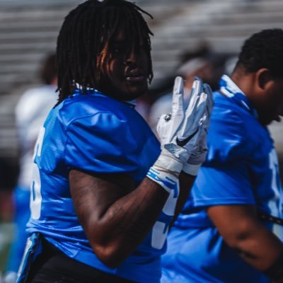 Defensive lineman 6’2 280 |FL📍LLFI💔 LLL🕊️