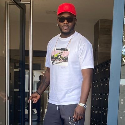 RodrigoMuzinga's profile picture. Je suis qui je suis je viens de loin