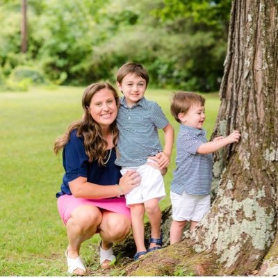 EmmaSchuman's profile picture.